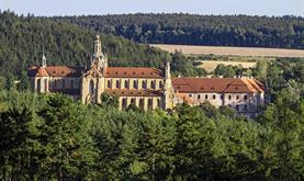 Zámek Kozel a klášter Kladruby