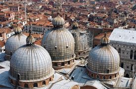 Benátky, ostrovy a Bienále architektury 2023