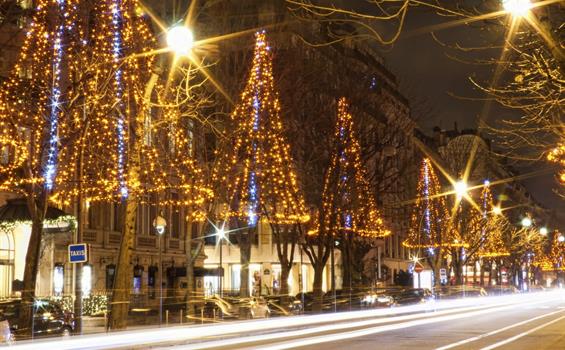 Silvestr v Paříži - klasický oblíbený program