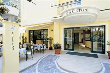 Misano Adriatico / Hotel Ariston