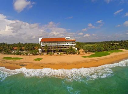Hotel Pandanus Beach Resort & SPA