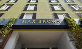 Hotel Max Brown 7th District