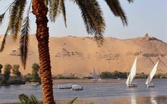 Egypt - podél Nilu
