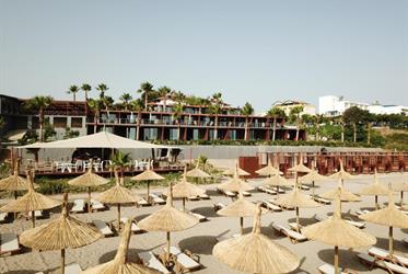 Hotel Adora Calma Beach