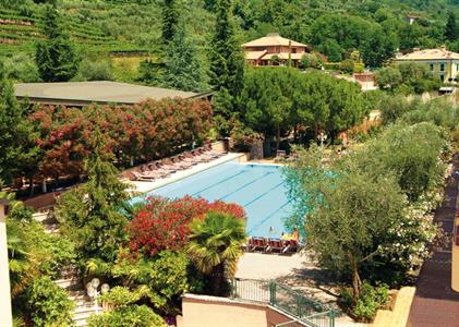 Sport hotel Olimpo s bazénem CH- Garda