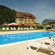 Hotel Turnersee s bazénem – St. Kanzian am Klopeiner See léto ***